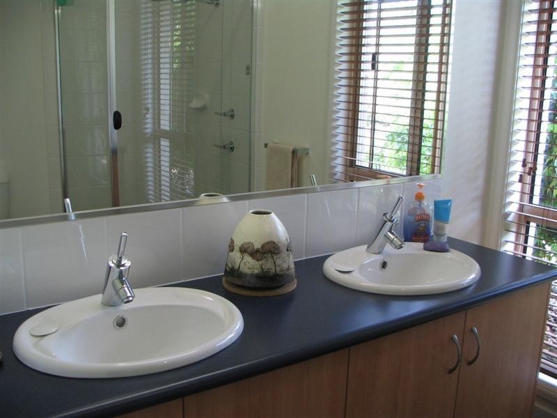 13 Crab Apple Ct, Cooroy QLD 4563