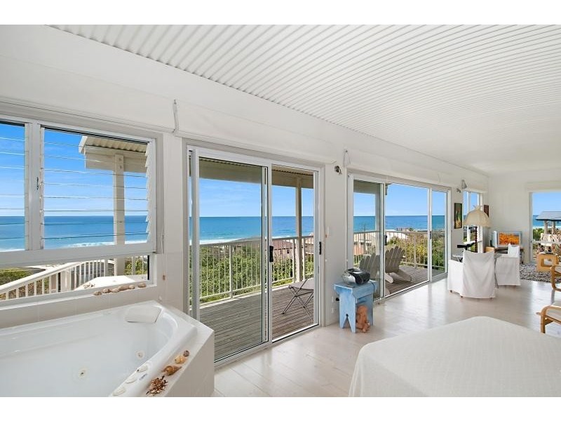 20 Ventura St, Sunrise Beach QLD 4567