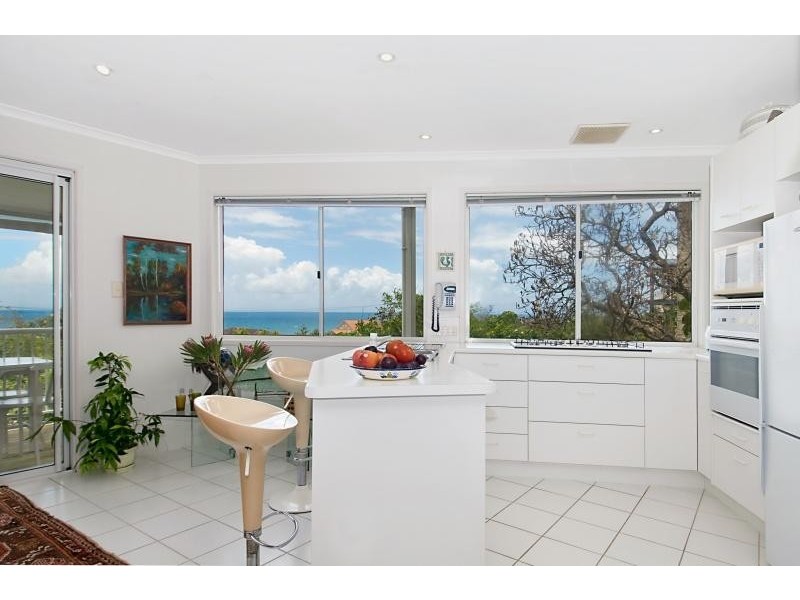 20 Ventura St, Sunrise Beach QLD 4567