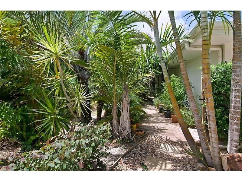 20 Ventura St, Sunrise Beach QLD 4567