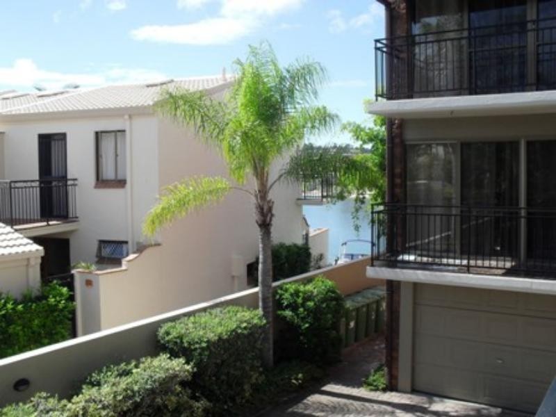 4/4 Peza  Ct, Noosa Heads QLD 4567