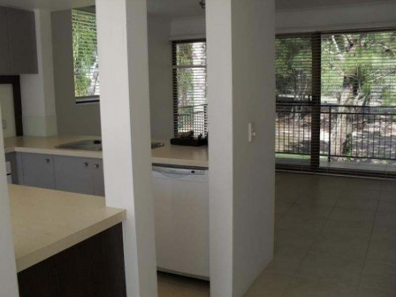 4/4 Peza  Ct, Noosa Heads QLD 4567