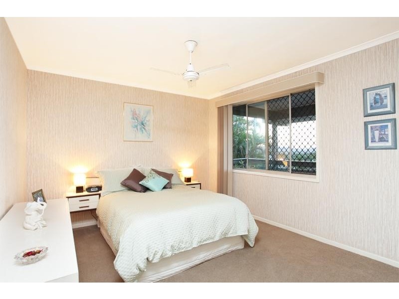 7 Greenoaks Dr, Coolum Beach QLD 4573