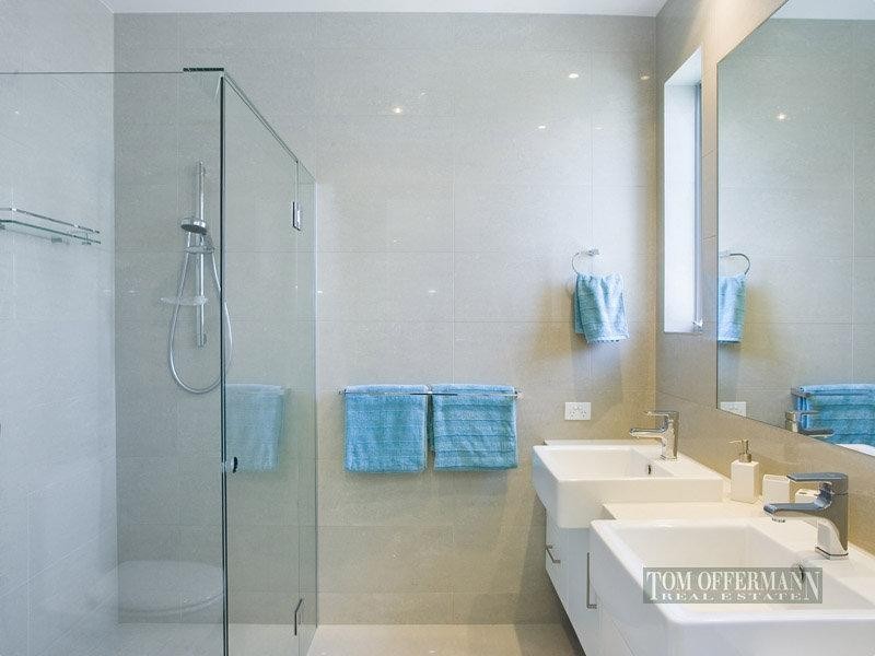 1 /181 Gympie  Tce, Noosaville QLD 4566