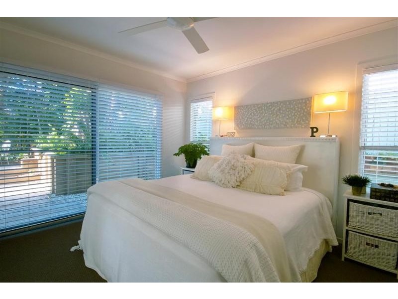 12 Landrail St, Peregian Beach QLD 4573