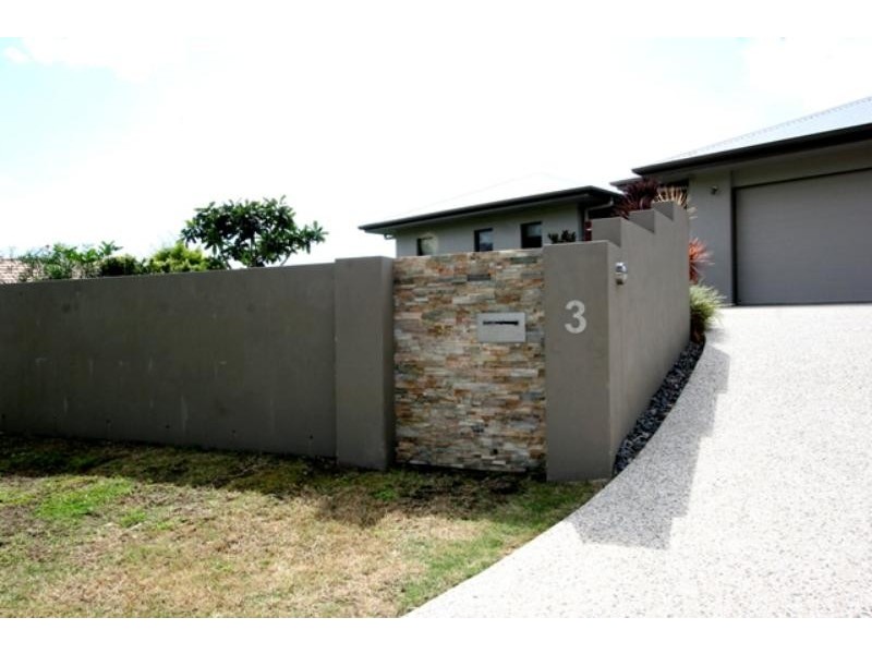 3 Murdock Ct, Noosaville QLD 4566