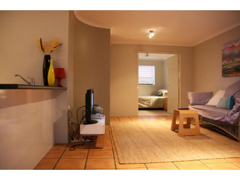 111/24 Lake Weyba Drive Dr, Noosaville QLD 4566