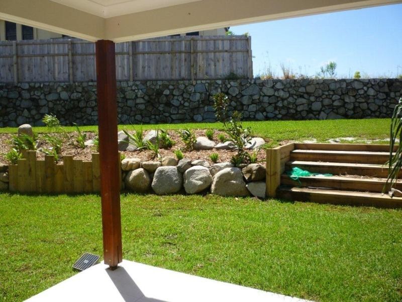 8 Pebble Ct, Peregian Springs QLD 4573