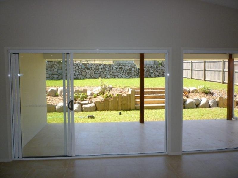 8 Pebble Ct, Peregian Springs QLD 4573