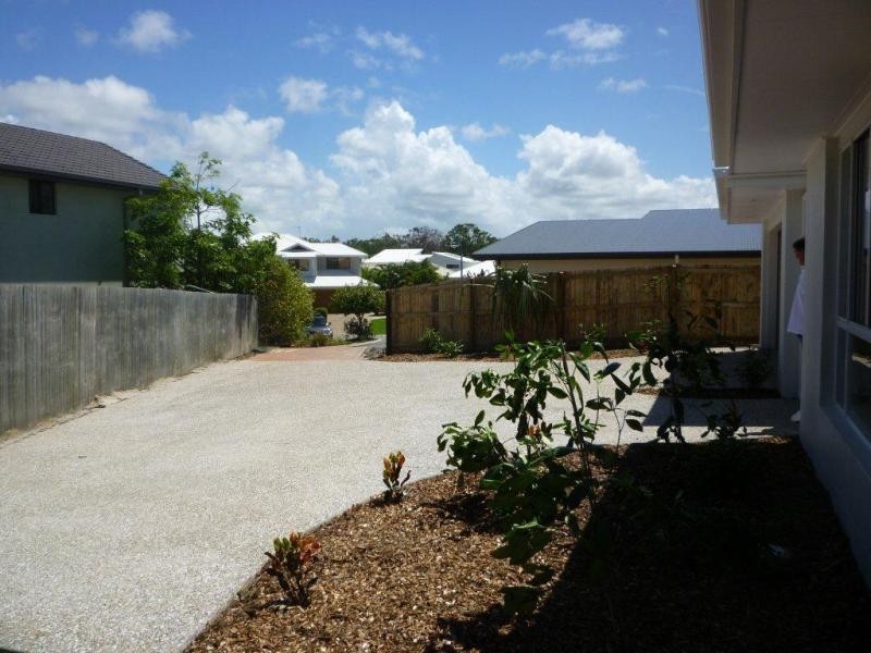 8 Pebble Ct, Peregian Springs QLD 4573