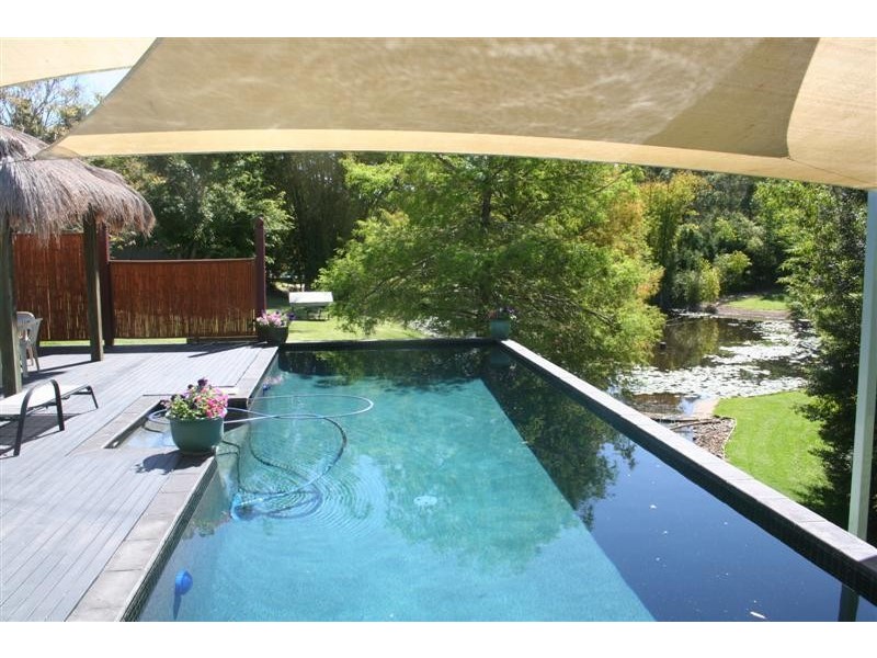 210 Lone Hand Rd, Eumundi QLD 4562