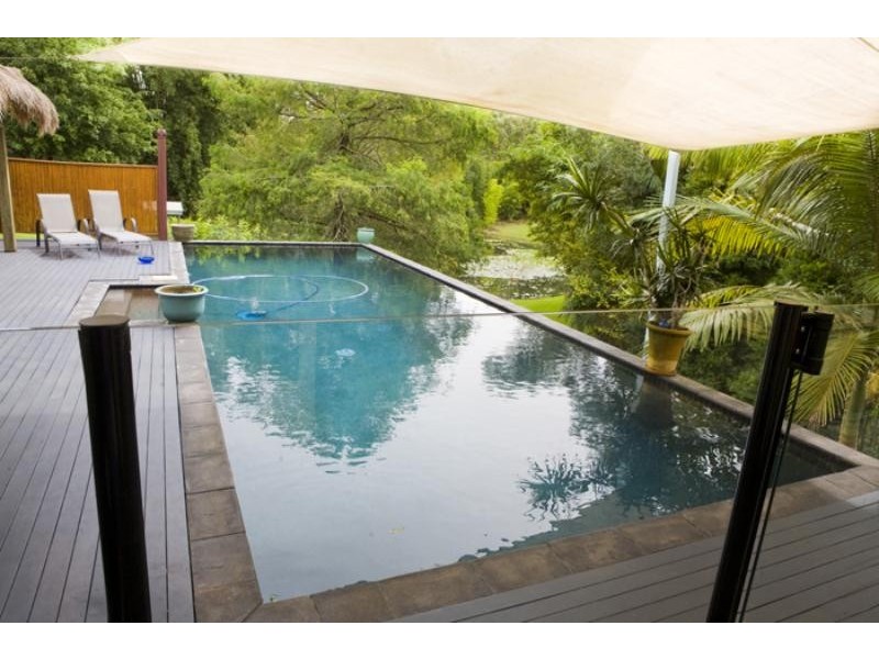 210 Lone Hand Rd, Eumundi QLD 4562