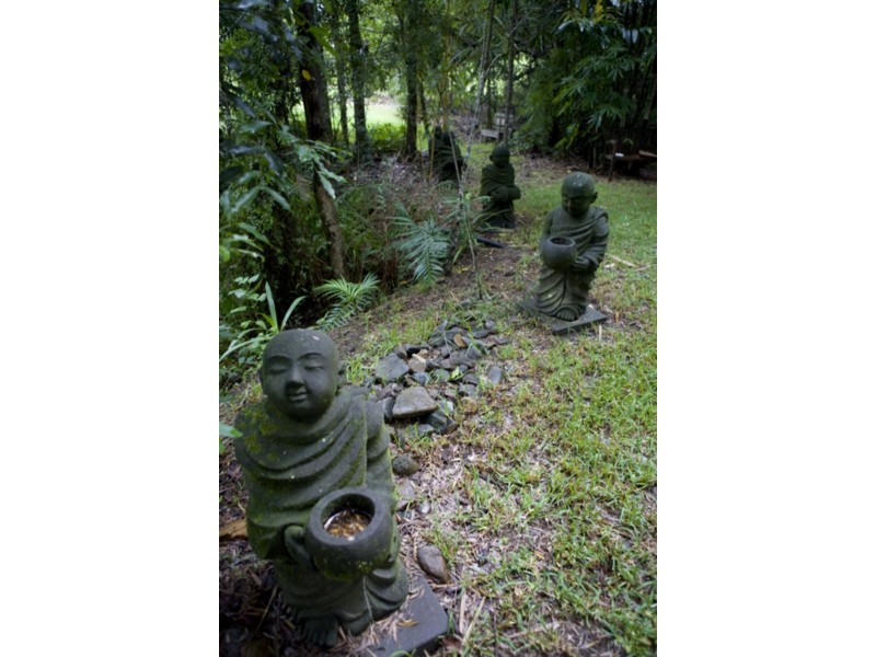 210 Lone Hand Rd, Eumundi QLD 4562