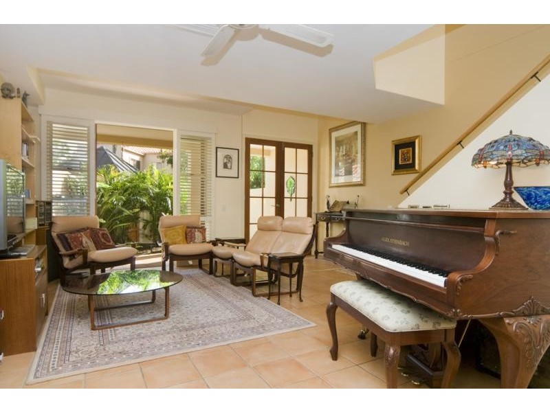 156 Noosa Springs Dr, Noosa Springs QLD 4567