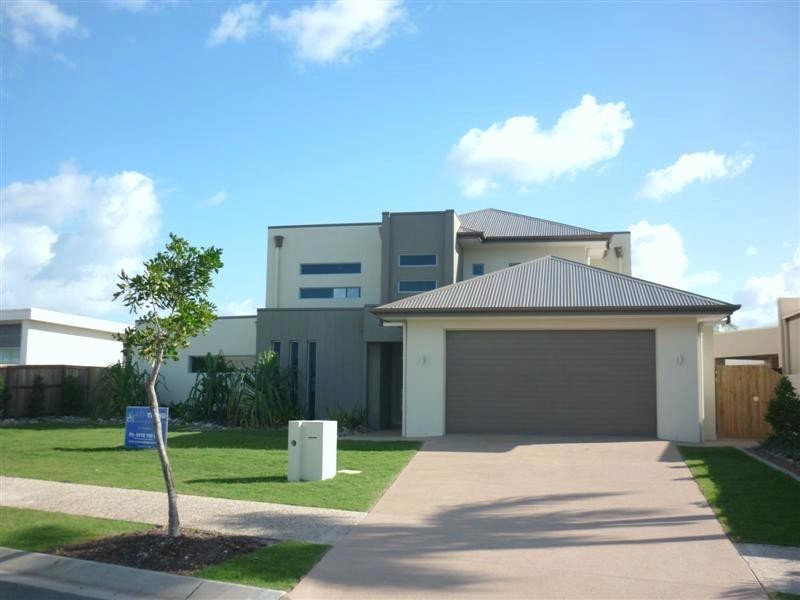 54 Baywater Dr, Twin Waters QLD 4564