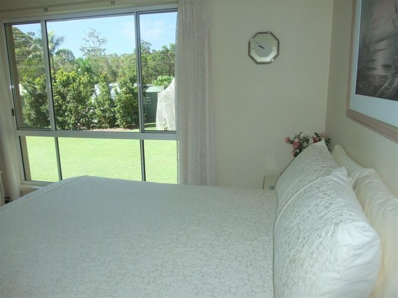 5 Kingsgate Dr, Tinbeerwah QLD 4563