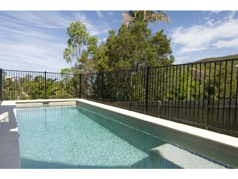 8 Berry Ct, Mount Coolum QLD 4573