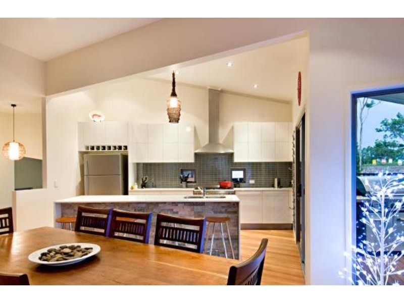 8 Berry Ct, Mount Coolum QLD 4573