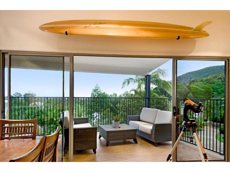 8 Berry Ct, Mount Coolum QLD 4573