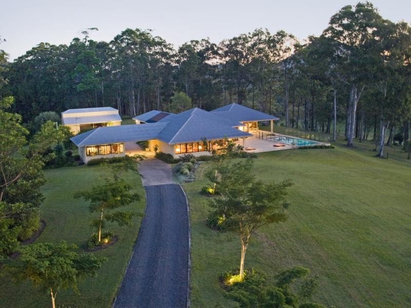 45 Mackay Ct, Tinbeerwah QLD 4563