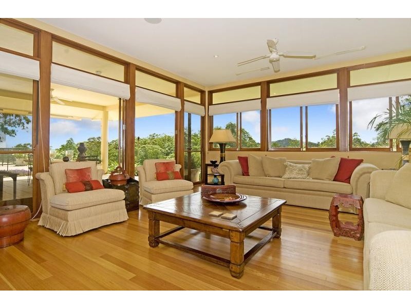 45 Mackay Ct, Tinbeerwah QLD 4563