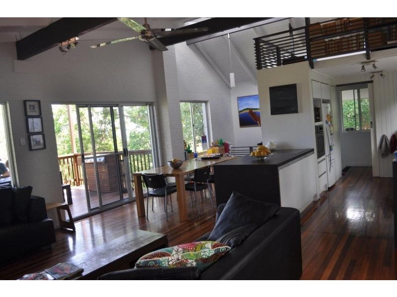 138 Centenary Heights  Rd, Coolum Beach QLD 4573