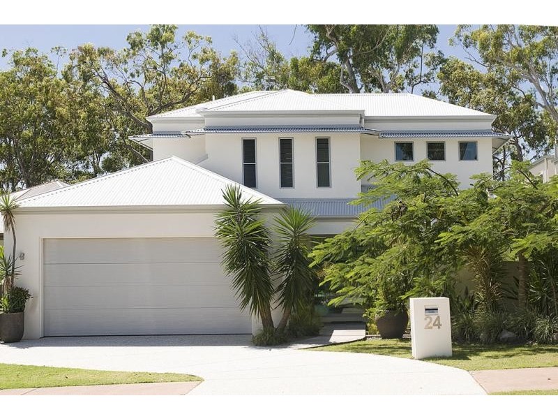 24 Lakeside Dr, Peregian Springs QLD 4573