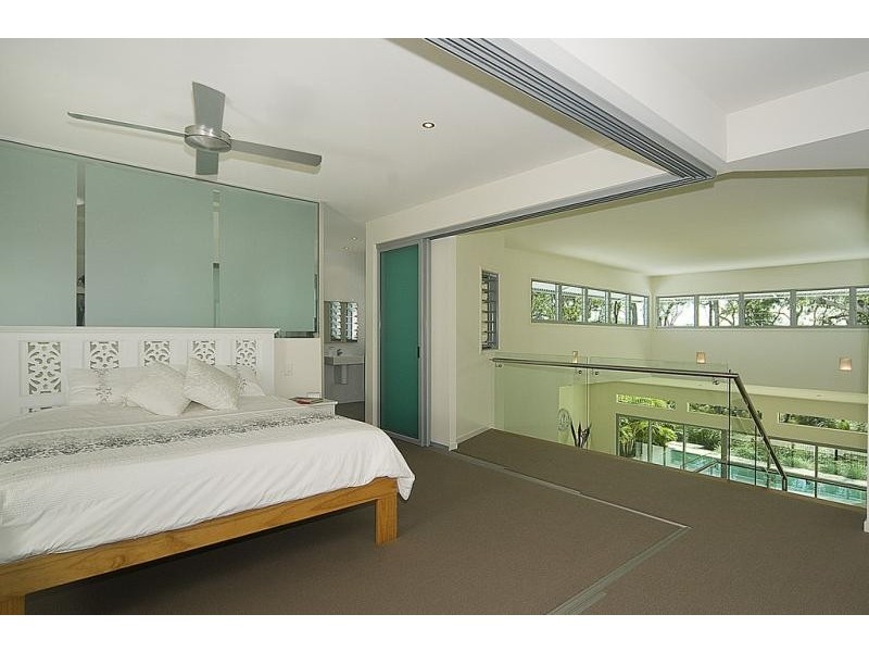 24 Lakeside Dr, Peregian Springs QLD 4573