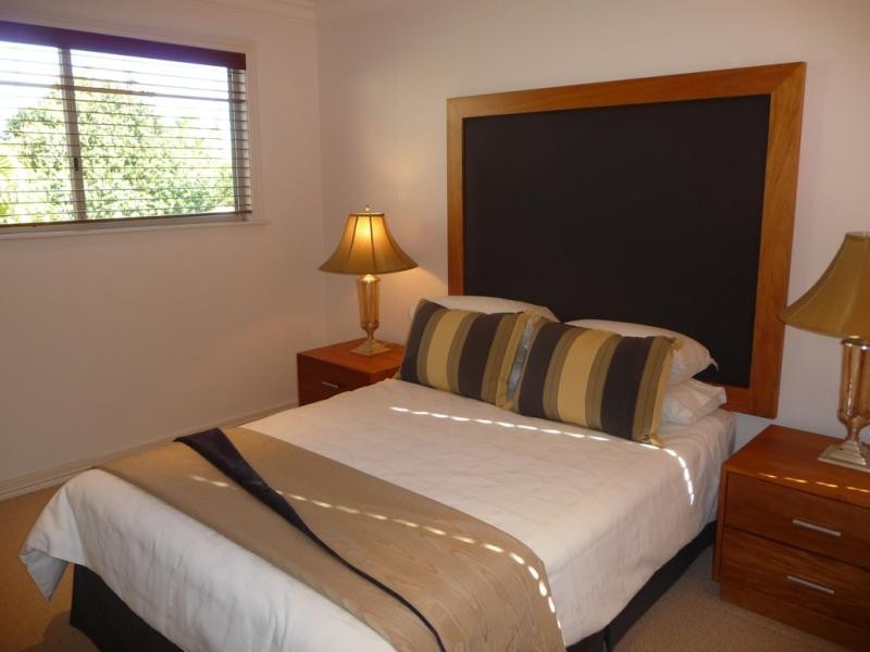 109 Noosa Springs  Dr, Noosa Springs QLD 4567