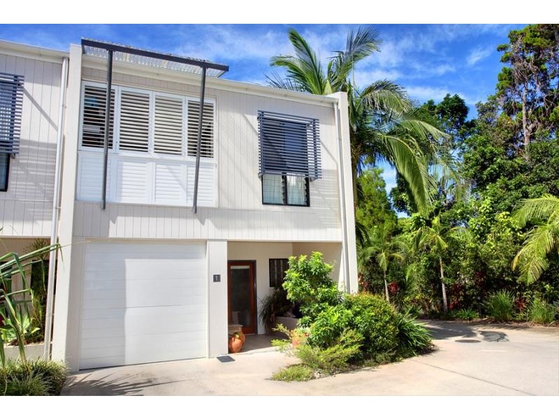 1/2 Richmond Cl, Coolum Beach QLD 4573