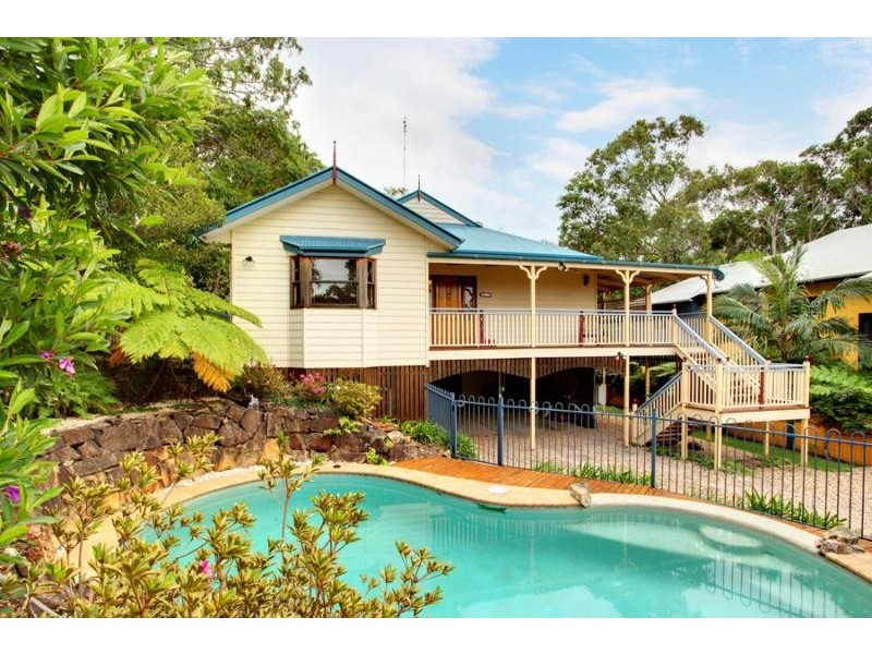6 Kim Cl, Mount Coolum QLD 4573