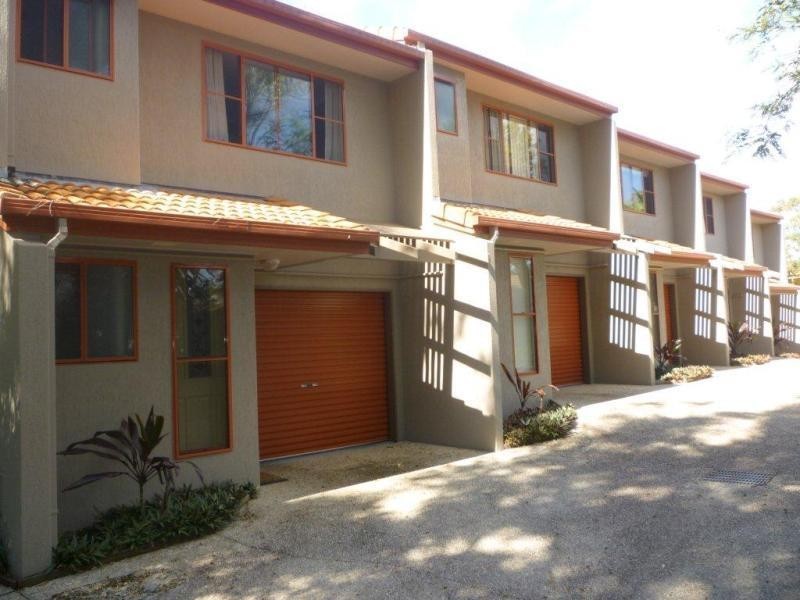 2/13 Spinnaker Dr, Coolum Beach QLD 4573