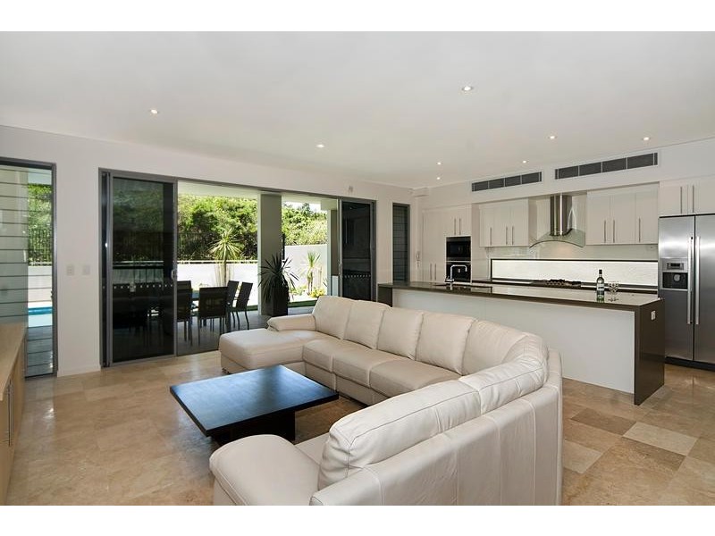 3 Whitehaven  Pde, Yaroomba QLD 4573