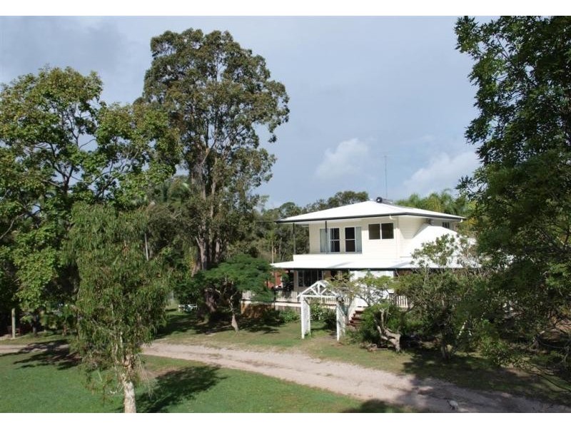 646 Cootharaba Rd, Cootharaba QLD 4565