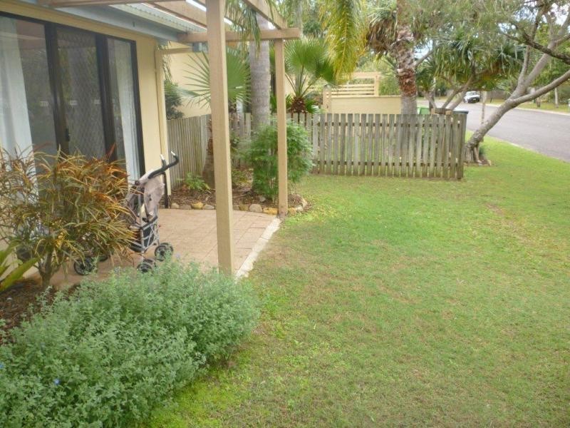 9/27 Munna Cres, Noosaville QLD 4566