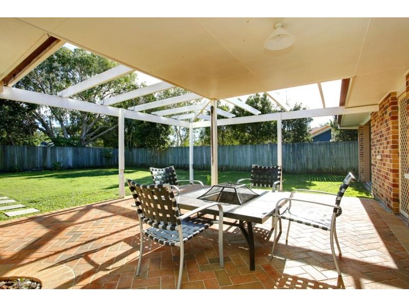 9 Cordellia St, Coolum Beach QLD 4573