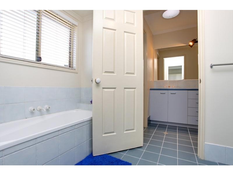 9 Cordellia St, Coolum Beach QLD 4573