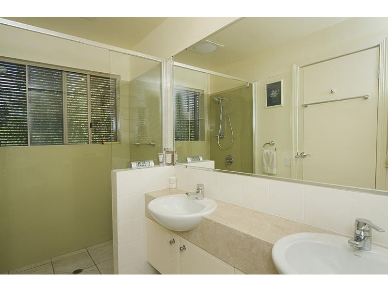 156 Noosa Springs  Dr, Noosa Heads QLD 4567