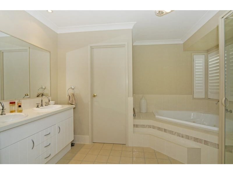 3 Medinah Pl, Peregian Springs QLD 4573