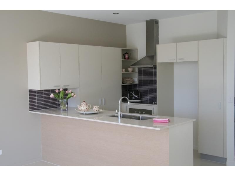 1 & 2/36 Ventura St, Sunrise Beach QLD 4567