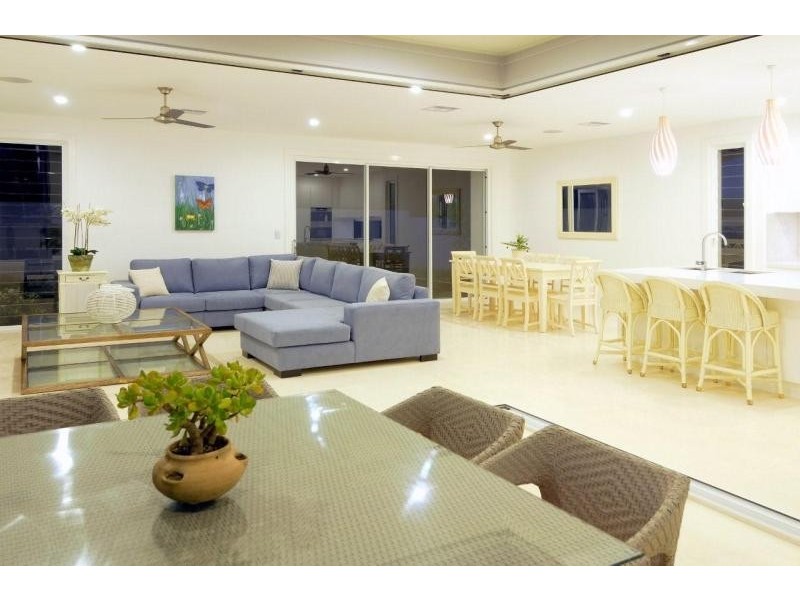 4 Whitehaven Pde, Yaroomba QLD 4573