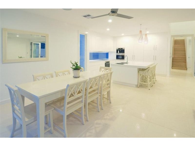 4 Whitehaven Pde, Yaroomba QLD 4573