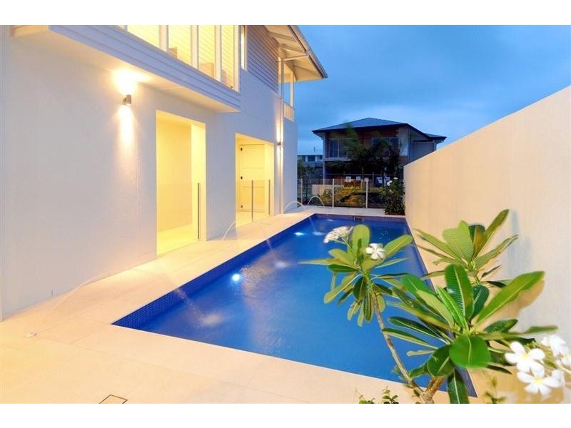 4 Whitehaven Pde, Yaroomba QLD 4573