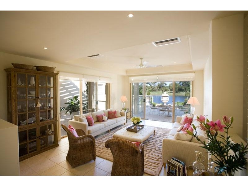 215 Noosa Springs Dr, Noosa Springs QLD 4567