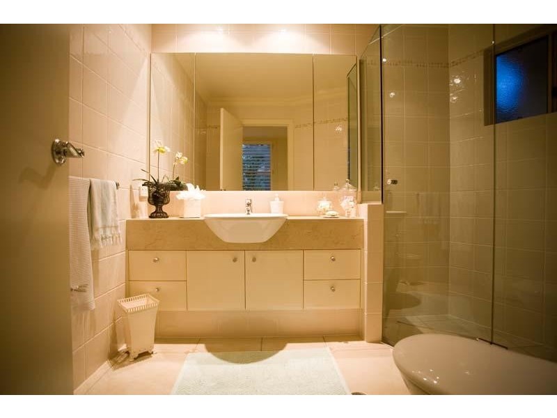 215 Noosa Springs Dr, Noosa Springs QLD 4567