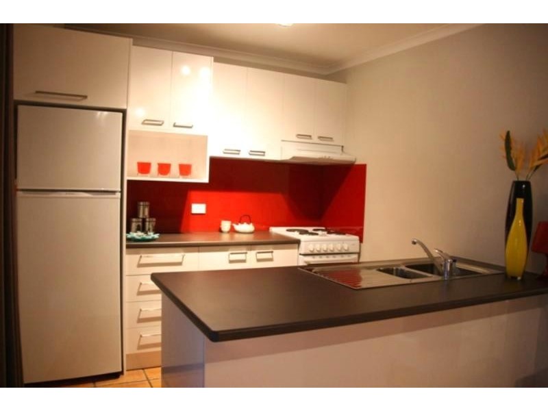 111/24 Lake Weyba  Dr, Noosaville QLD 4566