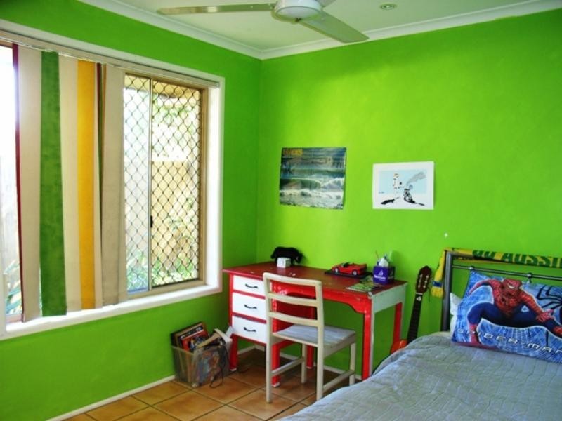 8 Dayspring St, Sunrise Beach QLD 4567