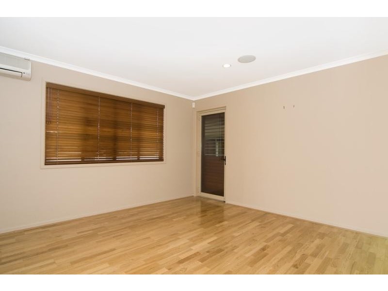 8 LIberty Pl, Sunrise Beach QLD 4567