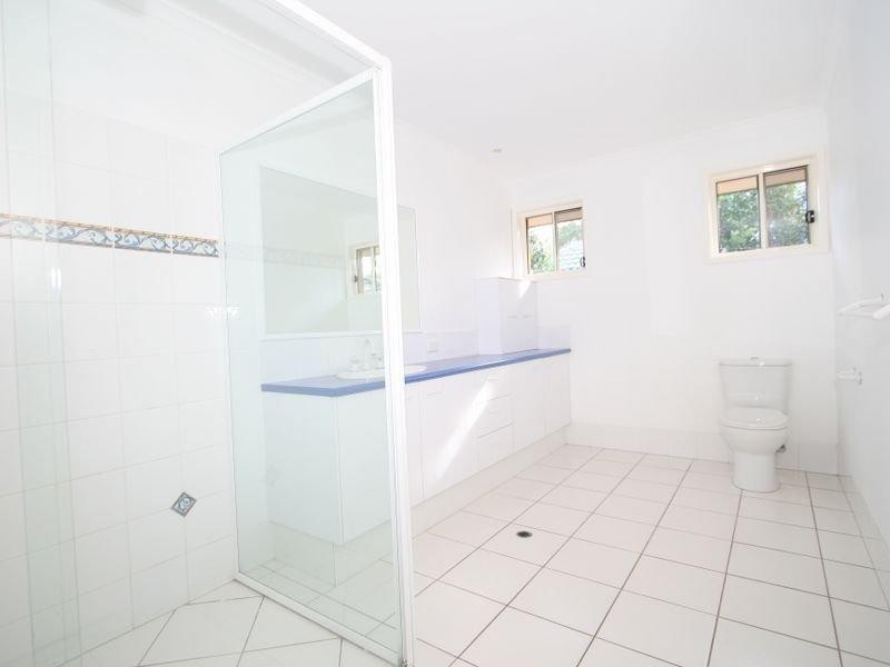 2 Yarran St, Peregian Springs QLD 4573