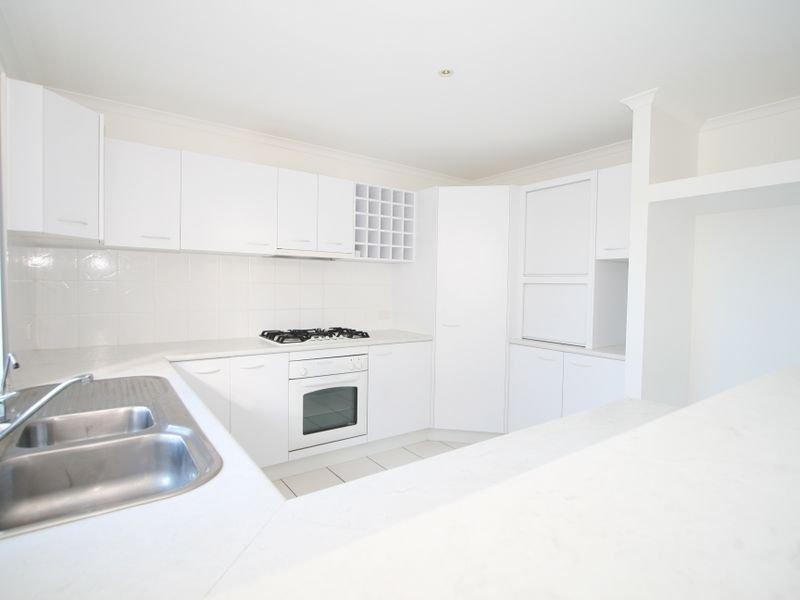 2 Yarran St, Peregian Springs QLD 4573